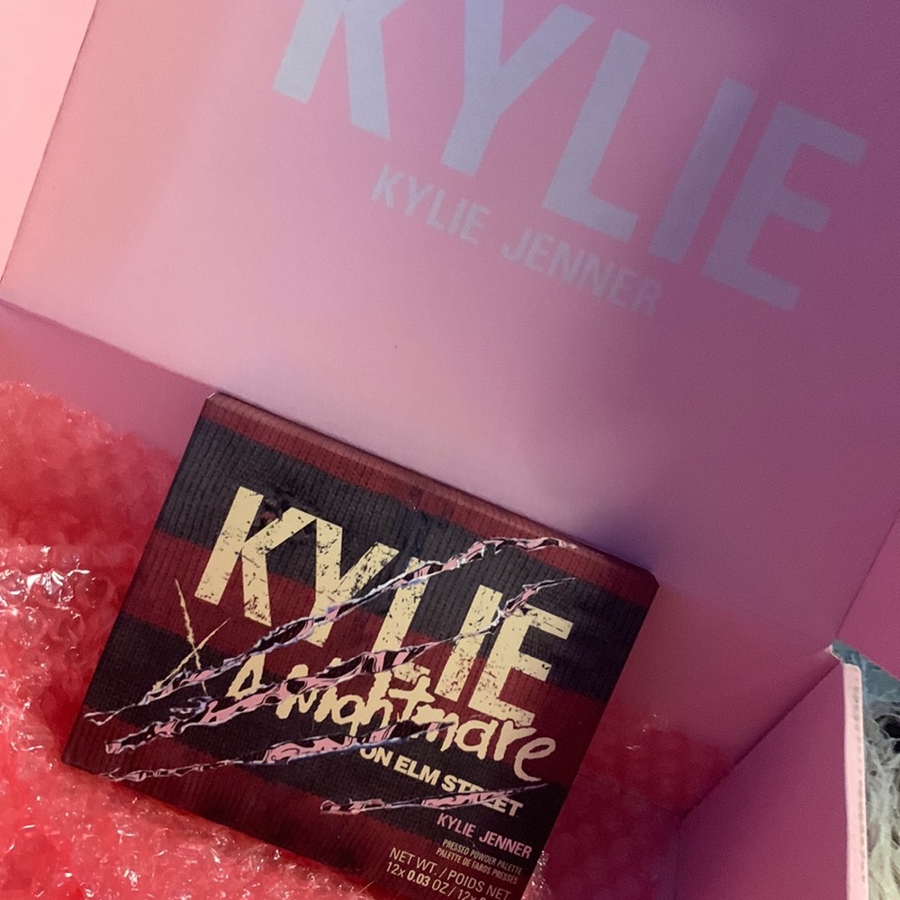 NEW Kylie Nightmare On Elm Eyeshadow Palette